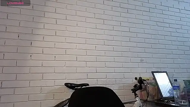 Snapshot of freyaa_sorcerees chatting on October 2025 01:50:02 AM freyaa sorcerees online show from October 2025 01:50:02 AM