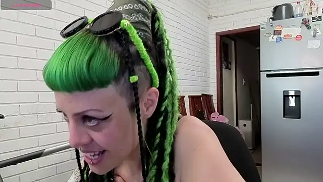 Snapshot of freyaa_sorcerees chatting on October 2025 05:58:02 PM freyaa sorcerees online show from October 2025 05:58:02 PM