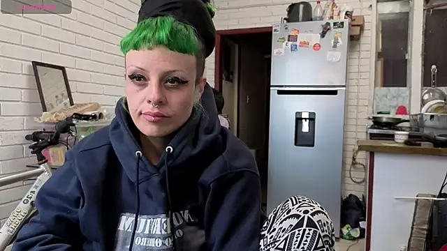 Snapshot of freyaa_sorcerees chatting on October 2025 01:25:02 PM freyaa sorcerees online show from October 2025 01:25:02 PM