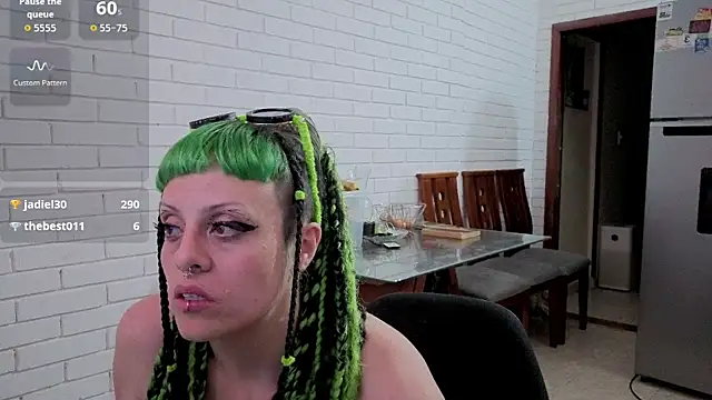 Snapshot of freyaa_sorcerees chatting on October 2025 04:16:02 AM freyaa sorcerees online show from October 2025 04:16:02 AM