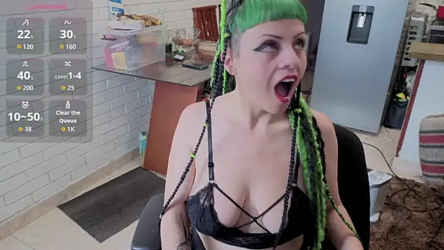 Snapshot of freyaa_sorcerees chatting on October 2025 04:22:01 PM freyaa sorcerees online show from October 2025 04:22:01 PM