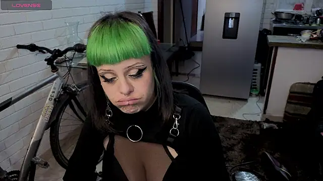 freyaa sorcerees online show from November 2025 02:54:02 AM