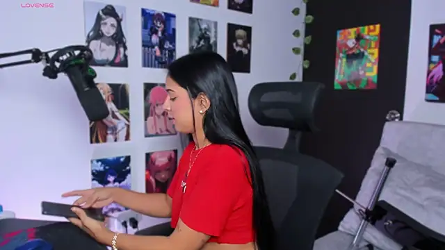 Snapshot of Vickysth chatting on September 2025 10:25:01 PM Vickysth online show from September 2025 10:25:01 PM