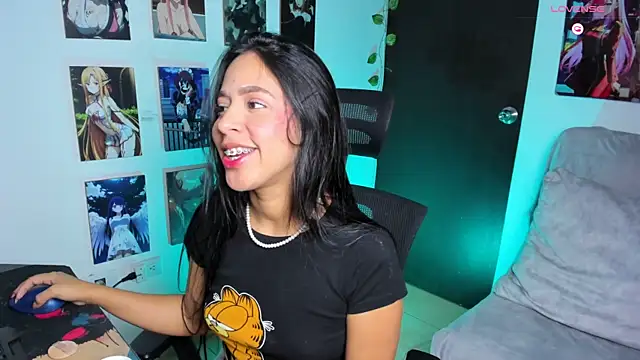 Vickysth online show from April 2026 11:21:01 PM