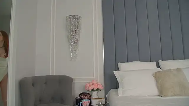 MiraBliss online show from June 2026 05:39:02 PM