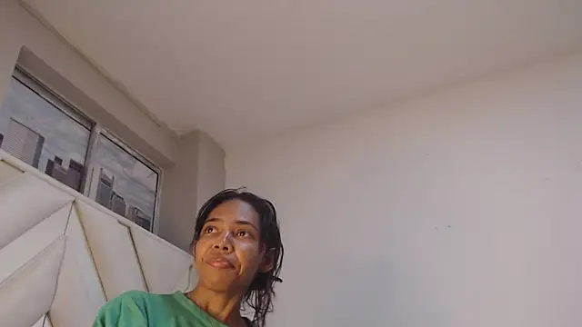 Snapshot of willow_smitt chatting on March 2026 01:28:01 PM willow smitt online show from March 2026 01:28:01 PM