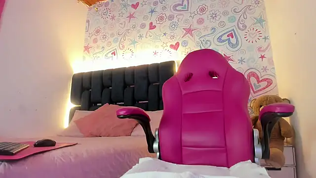 Snapshot of margott_22_ chatting on November 2025 06:31:02 PM margott 22 online show from November 2025 06:31:02 PM