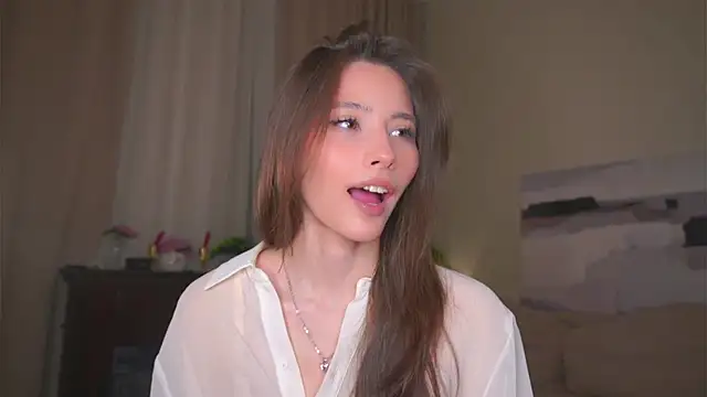 EditaBails online show from May 2026 07:20:01 PM