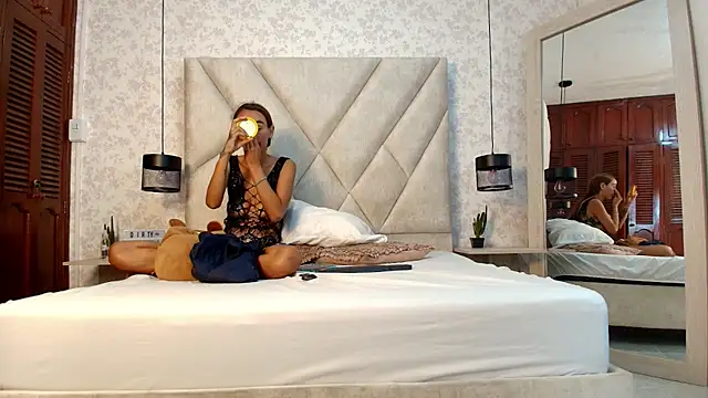 AmbarRaj online show from October 2025 12:34:02 PM