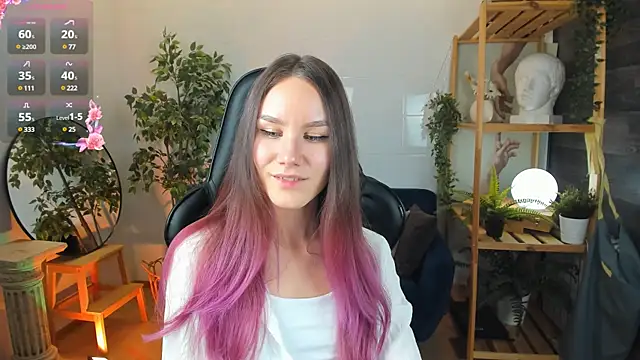 Snapshot of Clare__Florence chatting on March 2025 01:31:02 PM Clare Florence online show from March 2025 01:31:02 PM