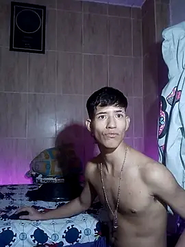 dareck 18 online show from February 2026 07:50:01 AM