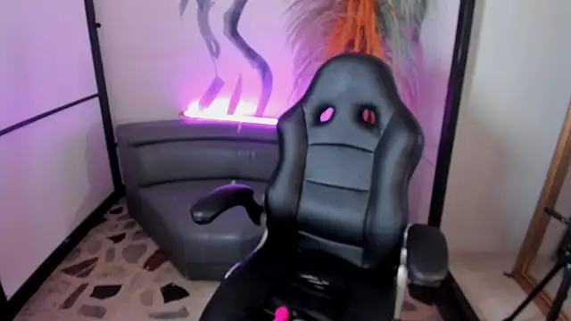 Snapshot of VanessaScott_ chatting on October 2025 10:54:02 AM VanessaScott online show from October 2025 10:54:02 AM