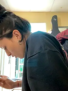 val zx online show from October 2025 05:25:02 PM