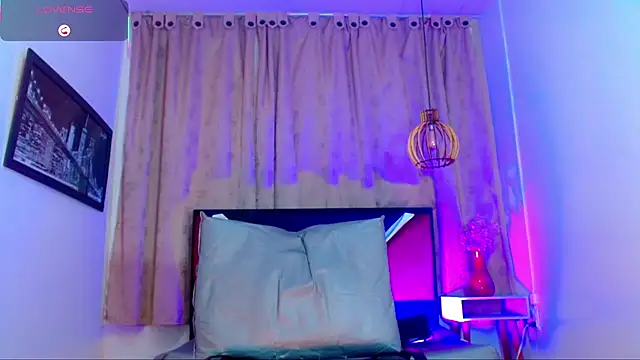 alexsandra kiss online show from June 2026 11:30:02 AM