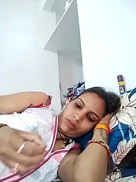 Hotty-Nidhi online show from March 2025 10:18:02 AM