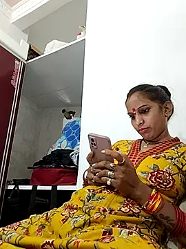 Hotty-Nidhi online show from September 2025 07:25:02 AM