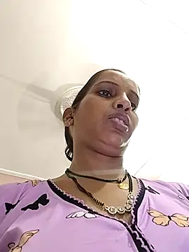 Hotty-Nidhi online show from October 2025 05:32:02 PM