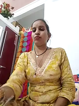 Hotty-Nidhi online show from November 2025 01:46:01 PM