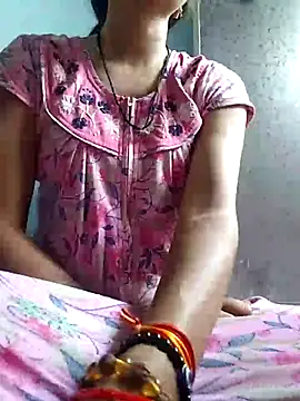 Snapshot of Hotty-Nidhi chatting on June 2026 03:00:01 AM Hotty-Nidhi online show from June 2026 03:00:01 AM
