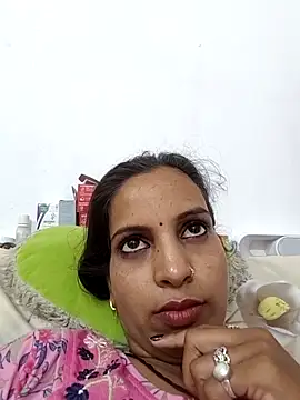 Snapshot of Hotty-Nidhi chatting on June 2026 03:38:01 PM Hotty-Nidhi online show from June 2026 03:38:01 PM