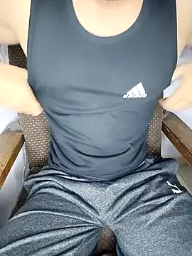 Snapshot of HARSHHU01 chatting on April 2026 05:07:01 PM HARSHHU01 online show from April 2026 05:07:01 PM