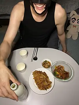 Snapshot of haeeung chatting on October 2025 11:44:02 AM haeeung online show from October 2025 11:44:02 AM