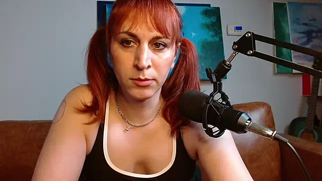 ChewyCandy online show from October 2025 11:50:01 PM