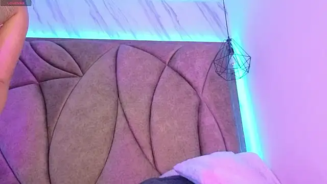 Kanela miller  online show from February 2026 12:02:02 PM