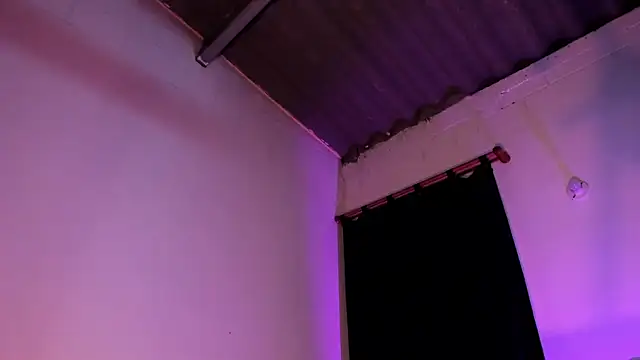 adara evanss online show from February 2026 11:56:02 PM