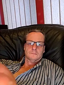 Snapshot of namorreyeb1 chatting on April 2026 06:43:02 PM namorreyeb1 online show from April 2026 06:43:02 PM