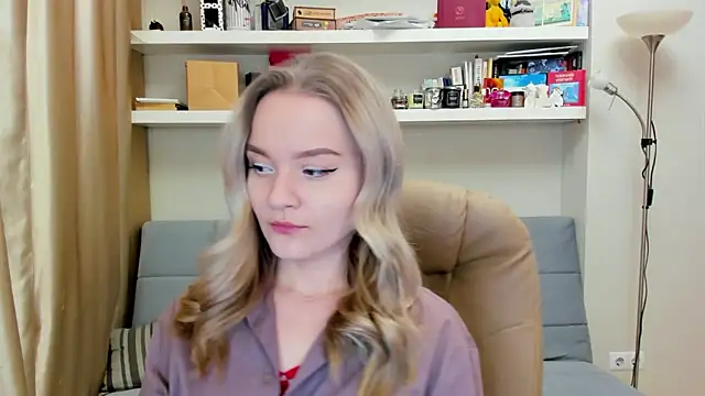 Snapshot of Kara_Smith_ chatting on January 2025 11:20:01 PM Kara Smith online show from January 2025 11:20:01 PM