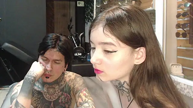 Alucard-Carmila online show from October 2025 03:47:02 AM