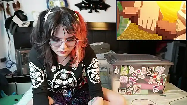 Snapshot of Devil_And_Princess chatting on November 2025 01:05:01 AM Devil And Princess online show from November 2025 01:05:01 AM