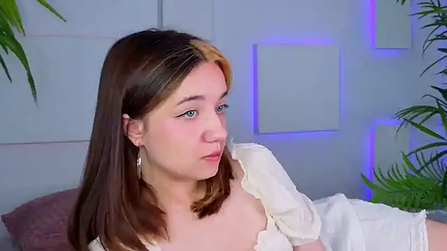 Snapshot of Gia_Riccardo chatting on September 2025 08:38:02 AM Gia Riccardo online show from September 2025 08:38:02 AM