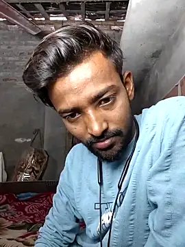 India HOT23 online show from December 2025 04:41:02 AM