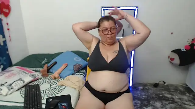 Olgahunder online show from May 2026 04:46:02 PM