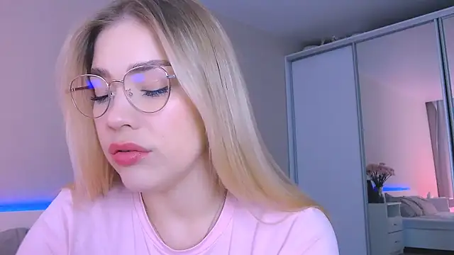 DIANAxxxDIAMOND online show from October 2025 08:13:01 AM