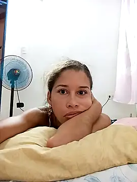 Snapshot of Sexi_girl29 chatting on October 2025 09:48:02 AM Sexi girl29 online show from October 2025 09:48:02 AM