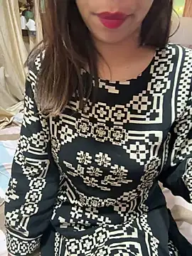 Snapshot of lustyindiancouple chatting on February 2026 09:44:02 PM lustyindiancouple online show from February 2026 09:44:02 PM