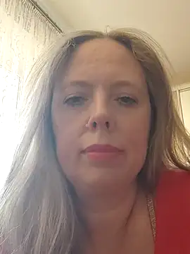 Snapshot of Irina3718 chatting on September 2025 01:54:01 PM Irina3718 online show from September 2025 01:54:01 PM