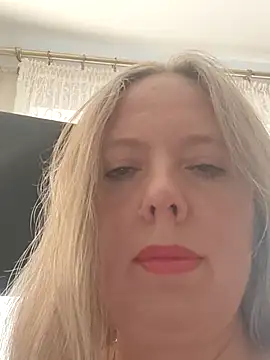 Snapshot of Irina3718 chatting on September 2025 10:26:01 AM Irina3718 online show from September 2025 10:26:01 AM
