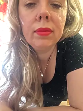 Irina3718 online show from April 2026 09:01:02 AM