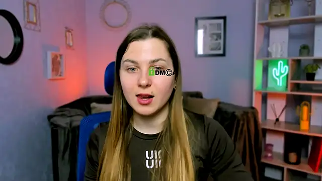 Snapshot of luck_betty chatting on March 2025 07:15:01 AM luck betty online show from March 2025 07:15:01 AM