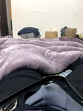 atty131208 online show from November 2025 12:37:02 PM