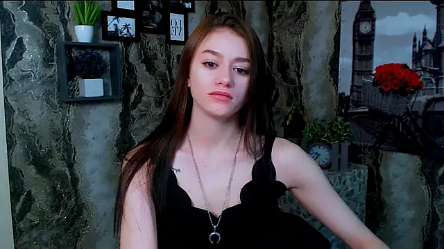 Snapshot of LanaTey chatting on February 2026 01:32:02 PM LanaTey online show from February 2026 01:32:02 PM