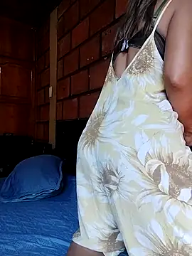 Snapshot of Lady_Lolla11 chatting on December 2025 02:04:01 PM Lady Lolla11 online show from December 2025 02:04:01 PM