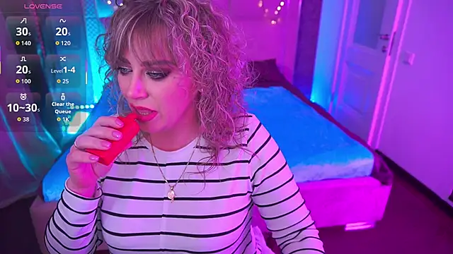 CandyLadyyy online show from May 2026 08:58:02 PM