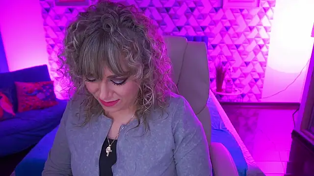 CandyLadyyy online show from May 2026 08:36:02 PM