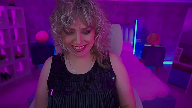 CandyLadyyy online show from June 2026 03:25:01 AM
