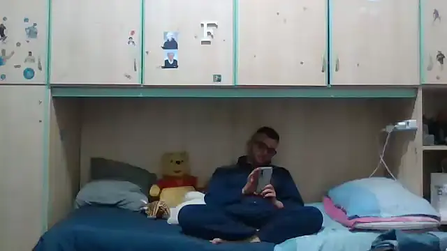 Francescodicristina44 online show from April 2026 07:09:01 PM